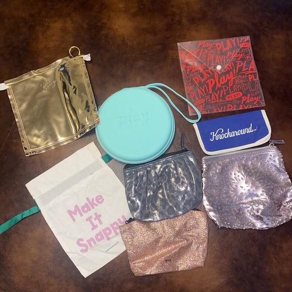 Handbags - 🐚Variety of 8 bags!